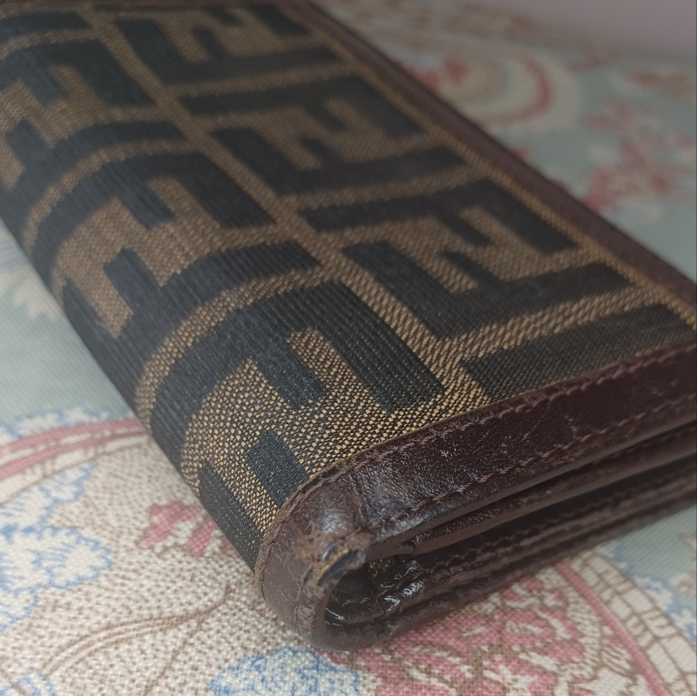 Vintage 90's Fendi Zucca Compact Wallet - Picture 14 of 14